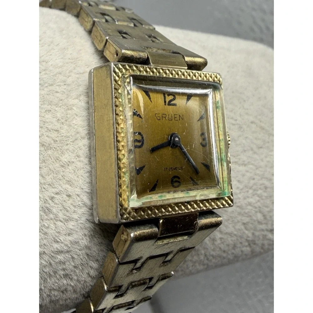 Gruen 17 Jewels Manual Wind Working Ladies Watch 20MM 6.5